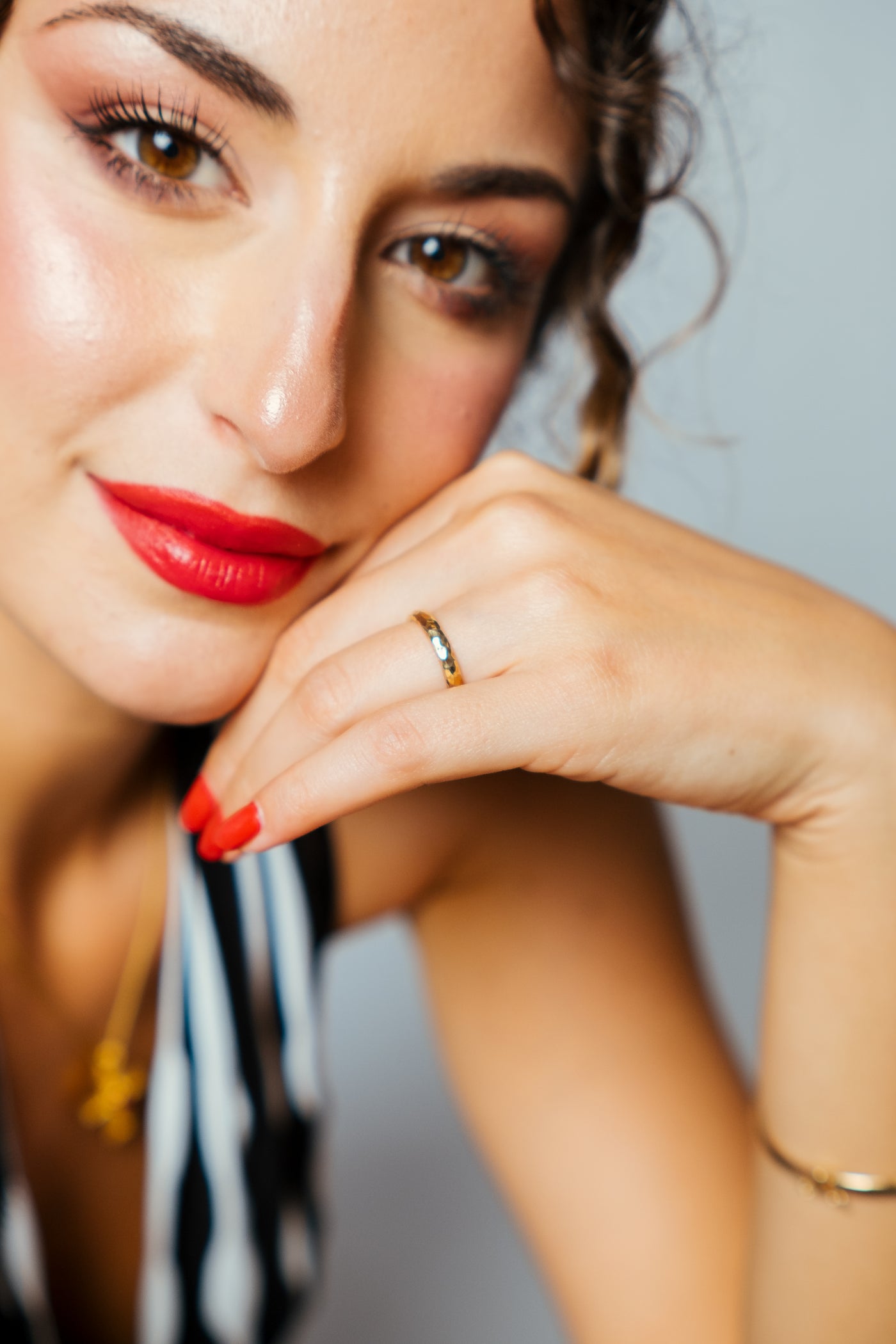 Σφυρήλατη λαμπερή ταινία TROULIS.